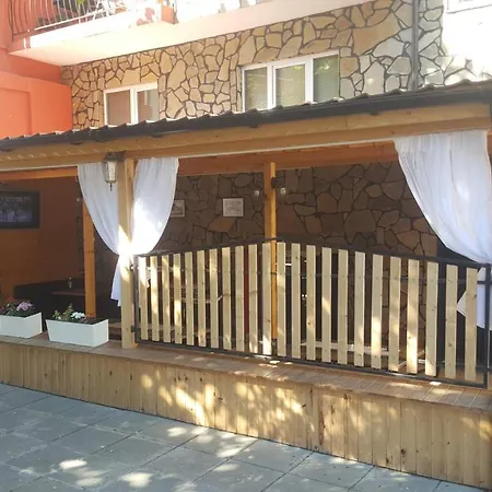בית הארחה Sineva 3*