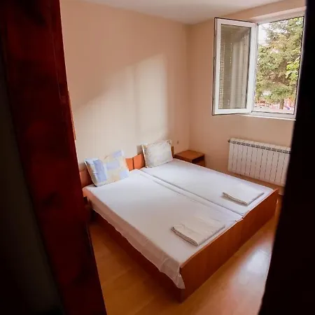 بيت ضيافة Sineva 3*