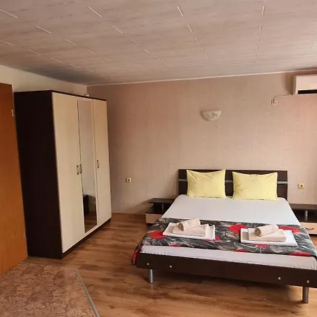 بيت ضيافة Sineva